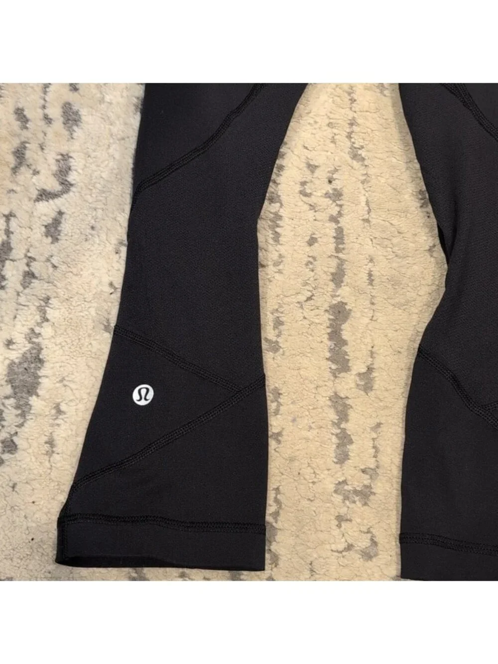 Lululemon Pace Rival Crop *23